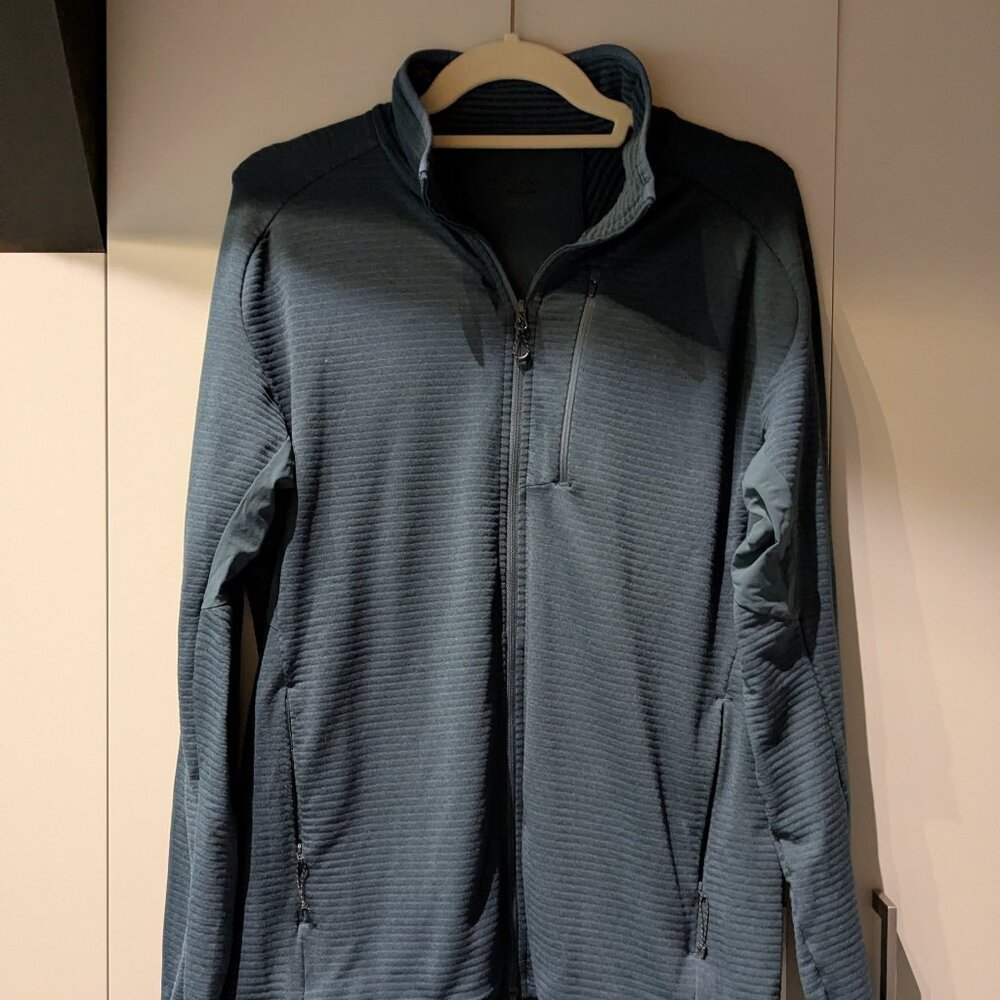 Salomon Lightweight Jacket (Medium)